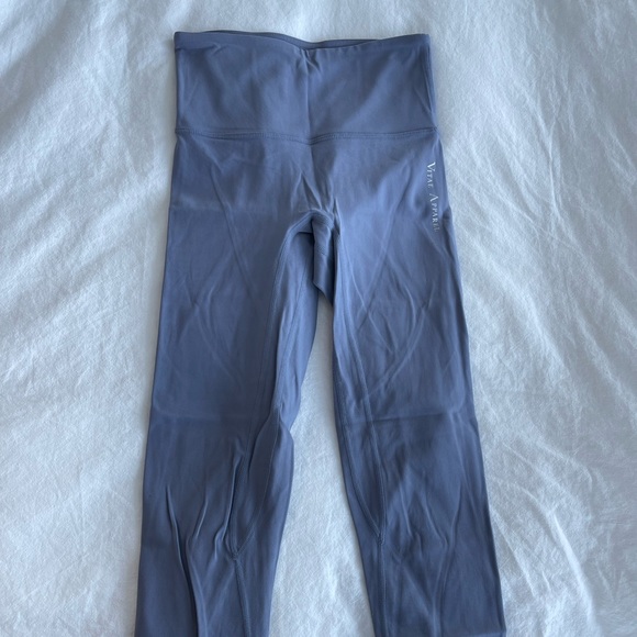 Vitae Apparel Baby Blue leggings + sports bra set - Picture 3 of 3